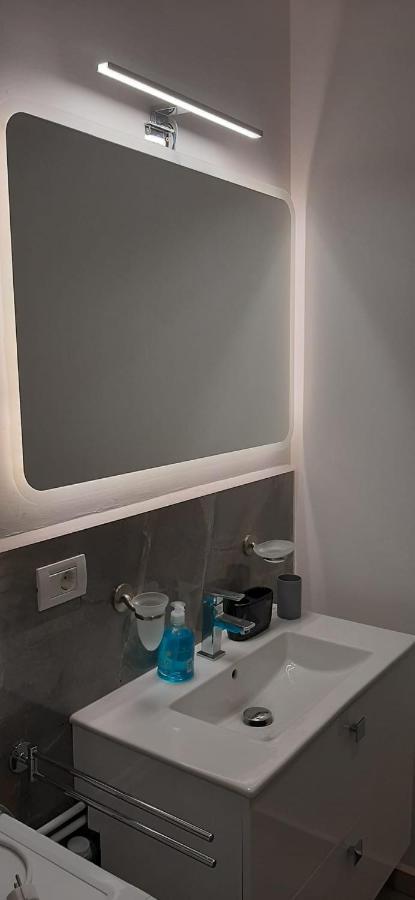 Apartament 2 Camere Lucian Baile Felix Ngoại thất bức ảnh