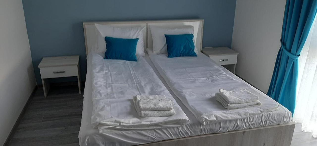 Apartament 2 Camere Lucian Baile Felix Ngoại thất bức ảnh
