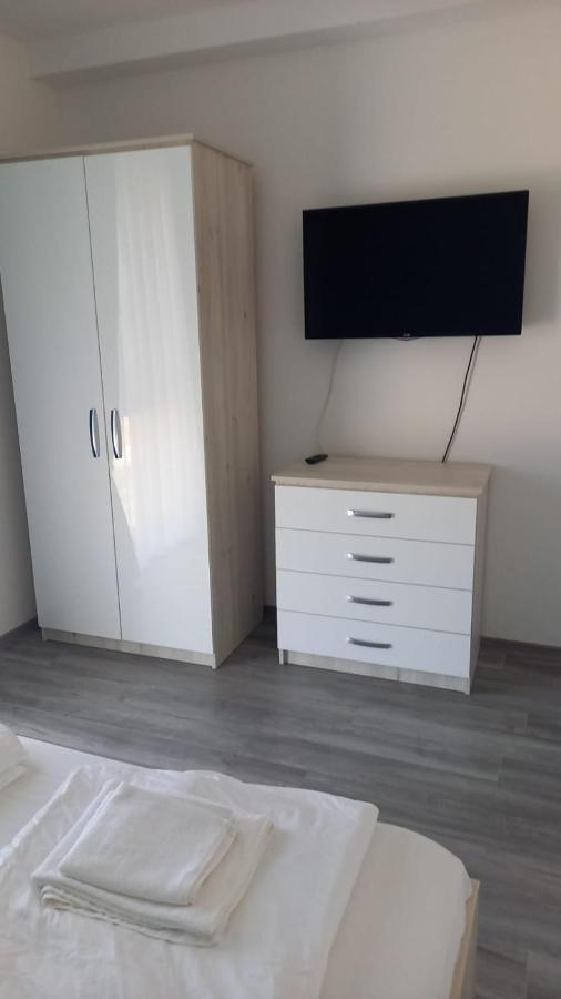 Apartament 2 Camere Lucian Baile Felix Ngoại thất bức ảnh