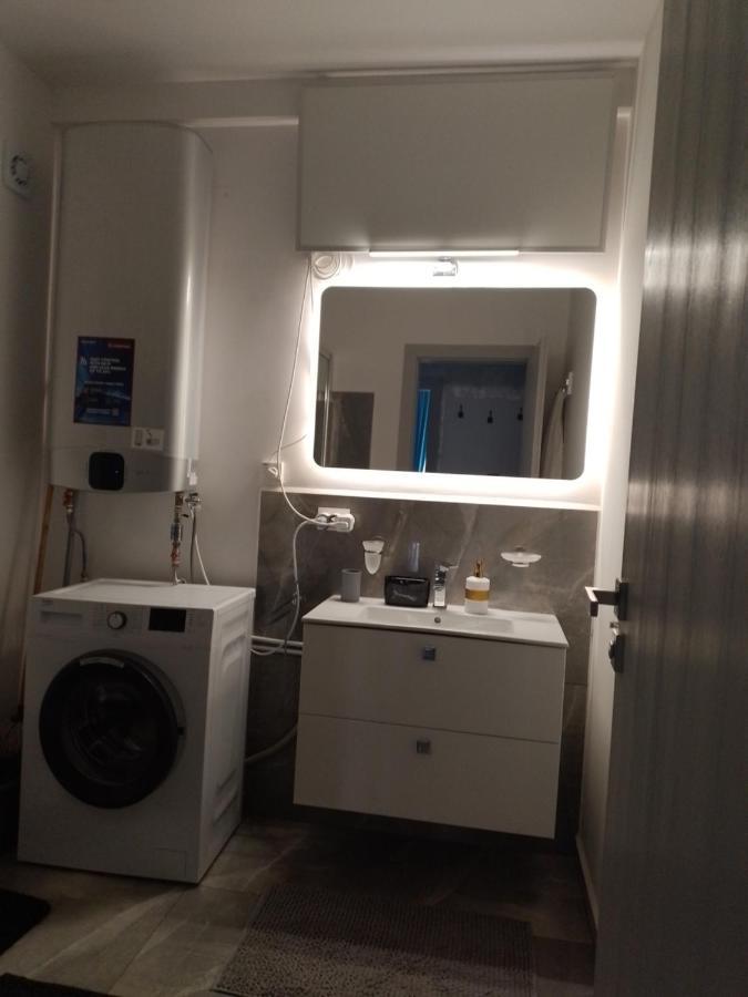 Apartament 2 Camere Lucian Baile Felix Ngoại thất bức ảnh